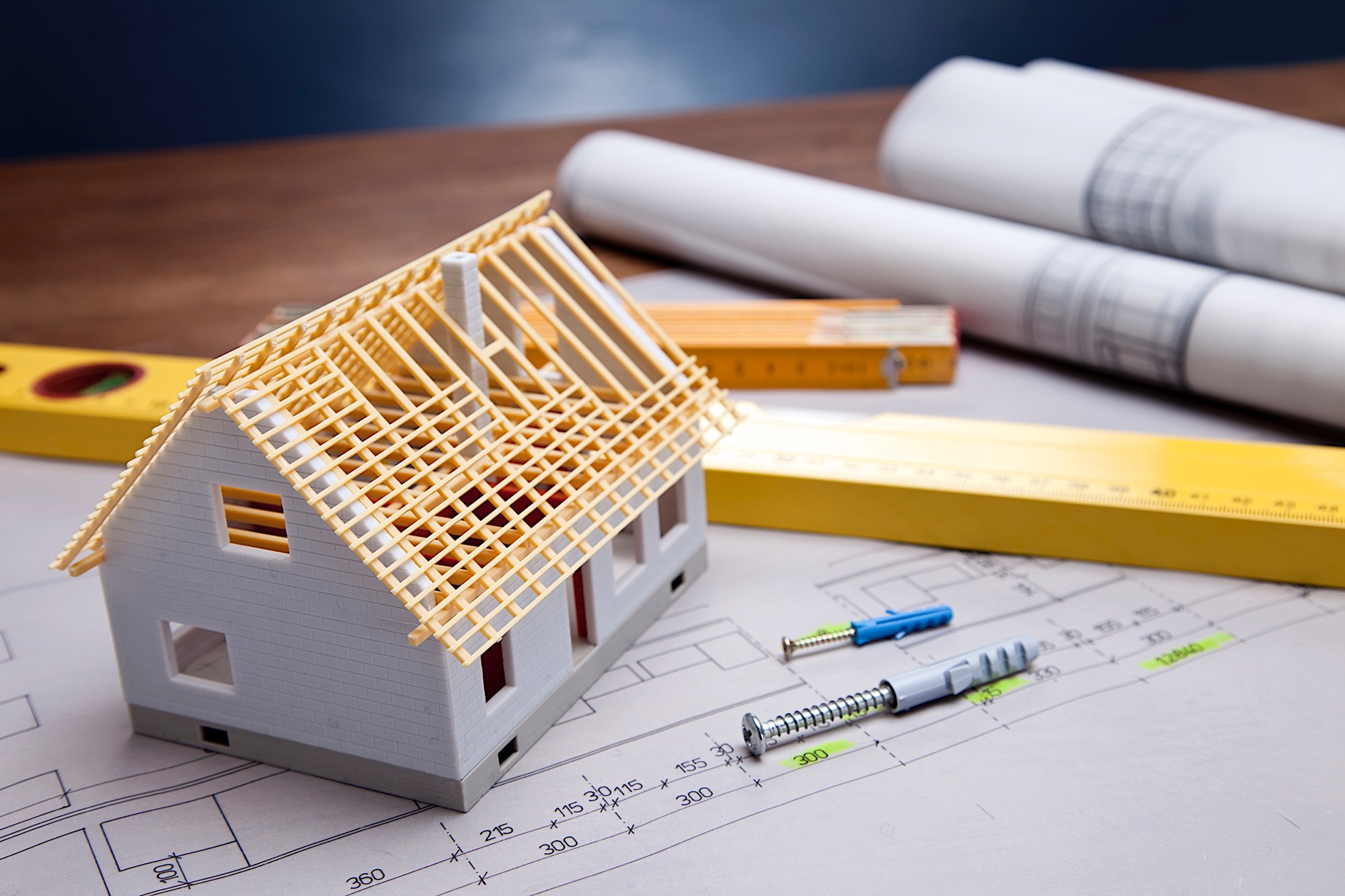 Buy & Hold vs. Fix & Flip Which Real Estate Investment Model Suits You