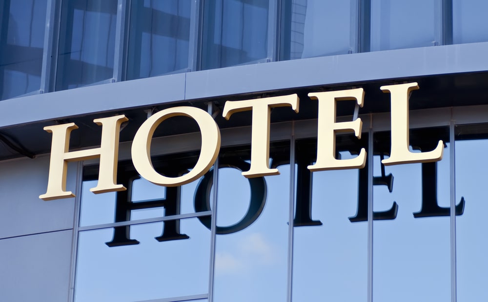 Hotel stocks to buy